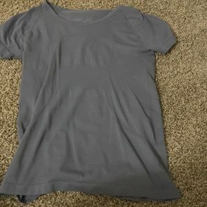 size 8 lululemon swiftly tech